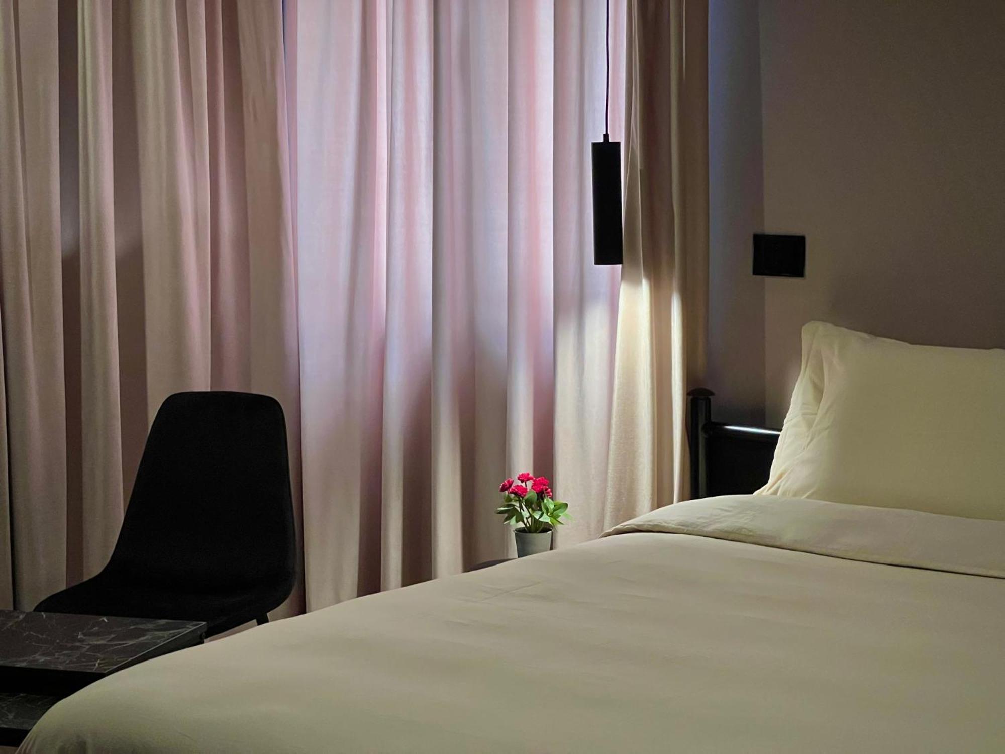 Rex Hotel Boutique Tirana Eksteriør billede